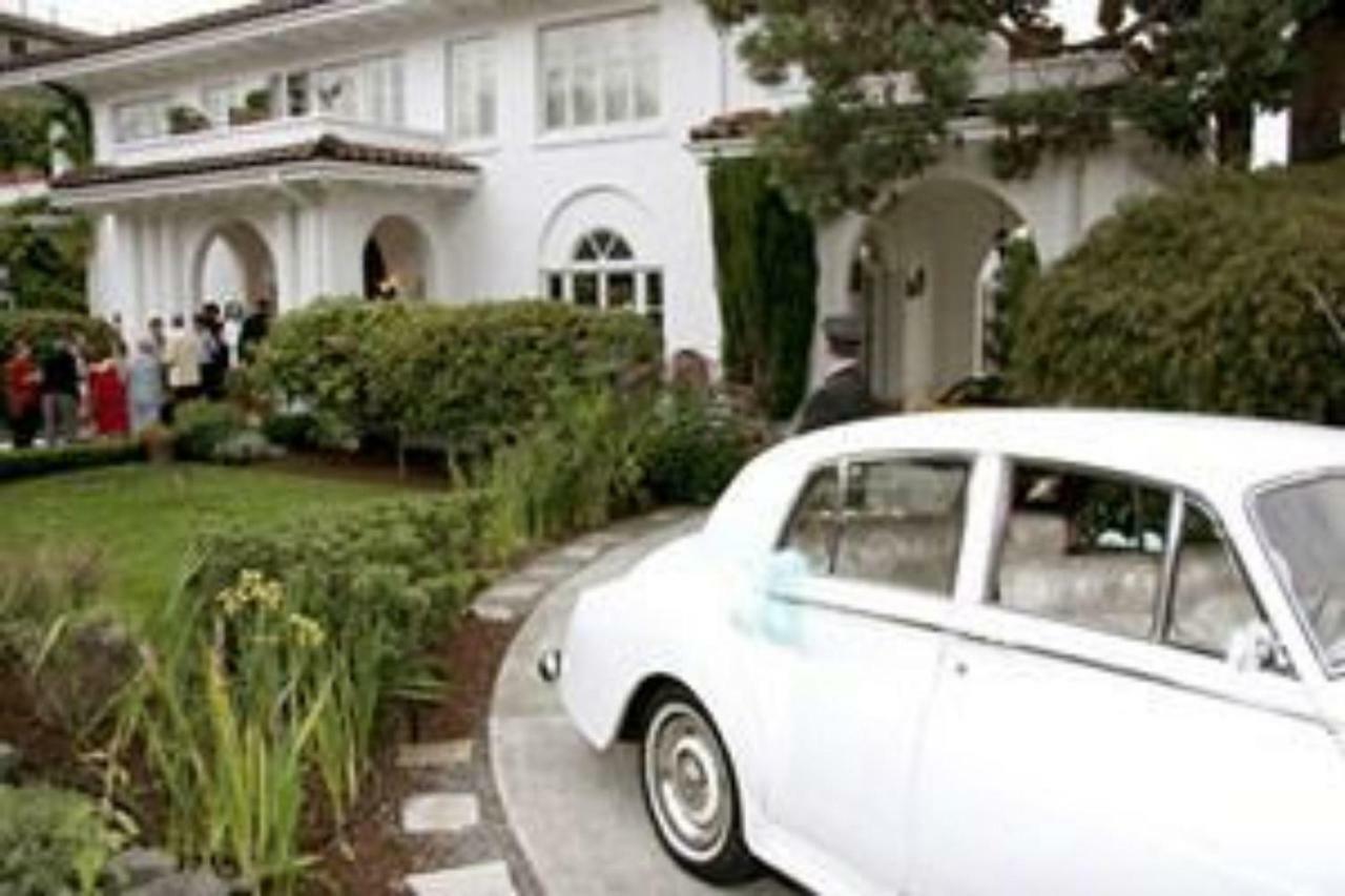 The Villa Bed & Breakfast (Adults Only) Такома Екстер'єр фото