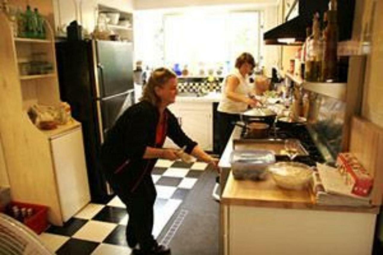 The Villa Bed & Breakfast (Adults Only) Такома Екстер'єр фото